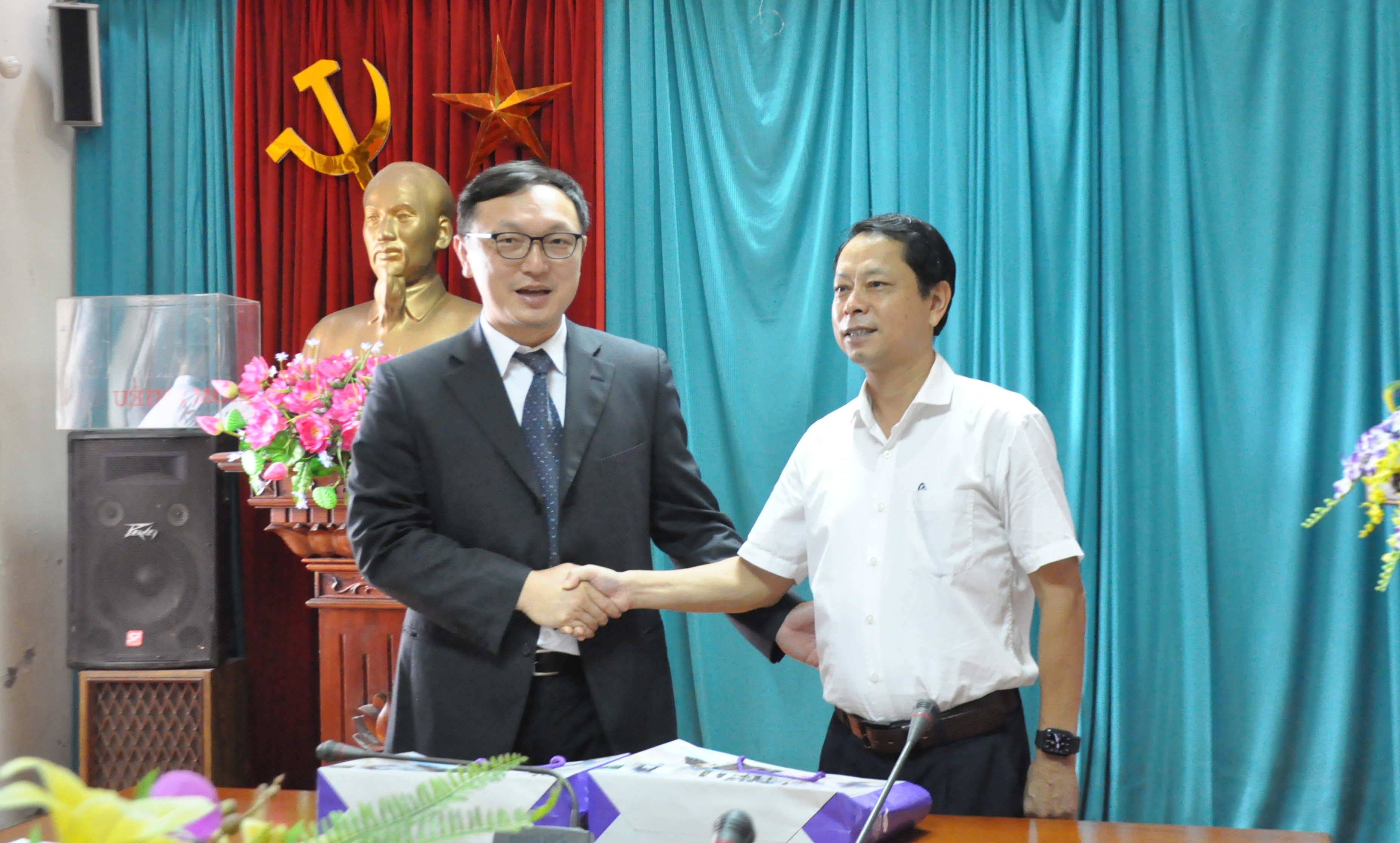 Trường Cao đẳng Kinh tế, Kỹ thuật và Thủy sản ký kết biên bản ghi nhớ hợp tác với trường Đại học Hải Dương Đài Loan.